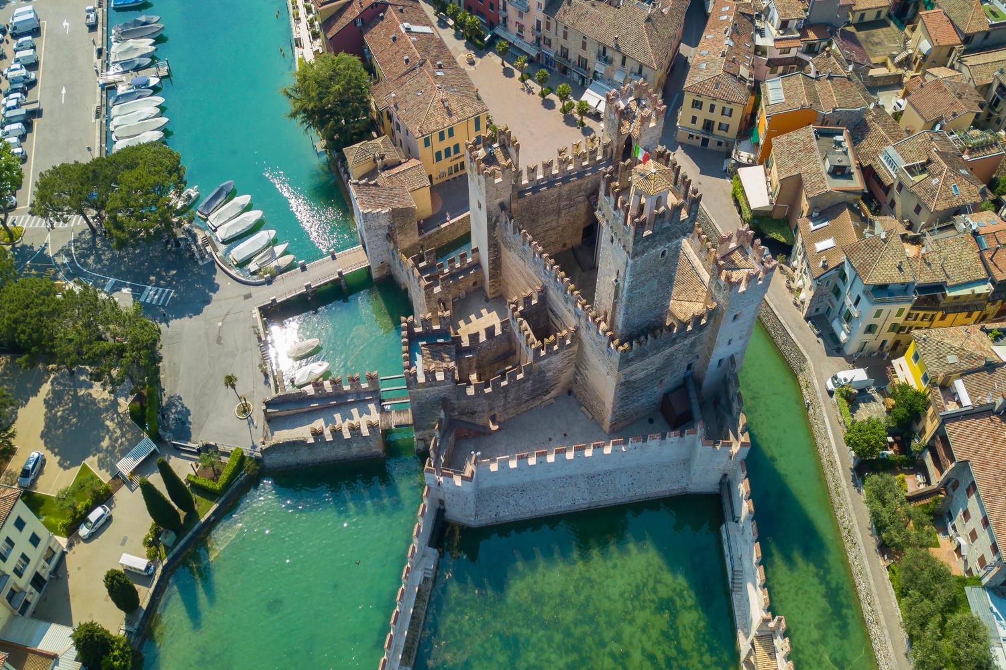 Almavite Wine Resort With Pool Desenzano del Garda Exterior foto