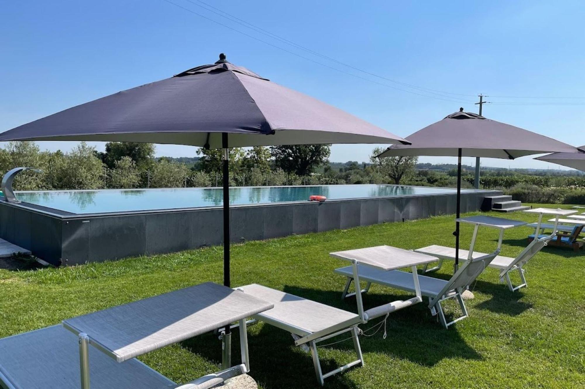 Almavite Wine Resort With Pool Desenzano del Garda Exterior foto