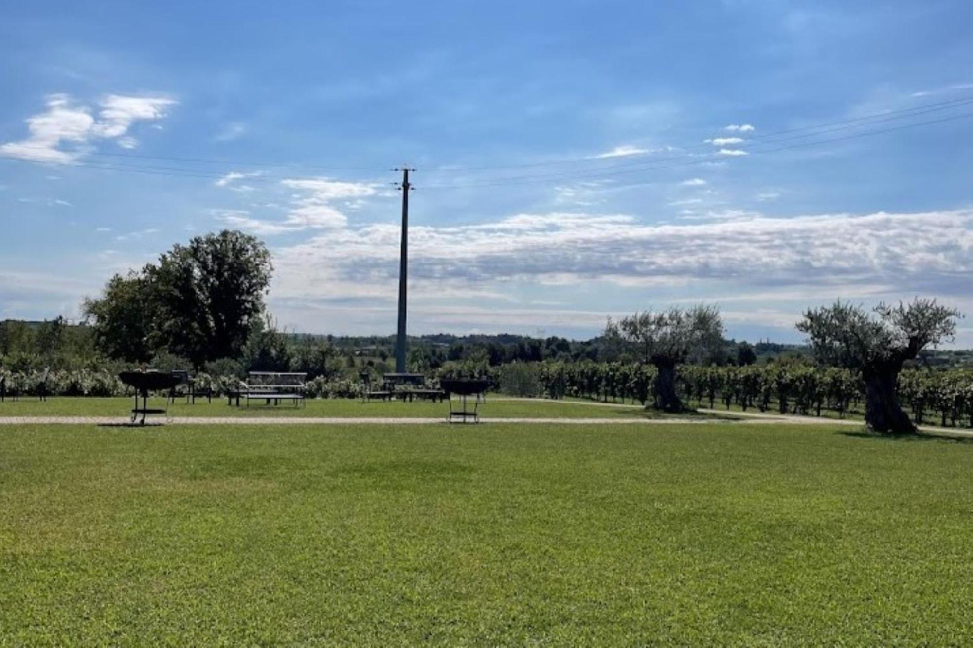 Almavite Wine Resort With Pool Desenzano del Garda Exterior foto